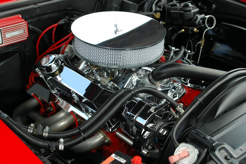 garagiste-LA CRAU-min_car-engine-1548434